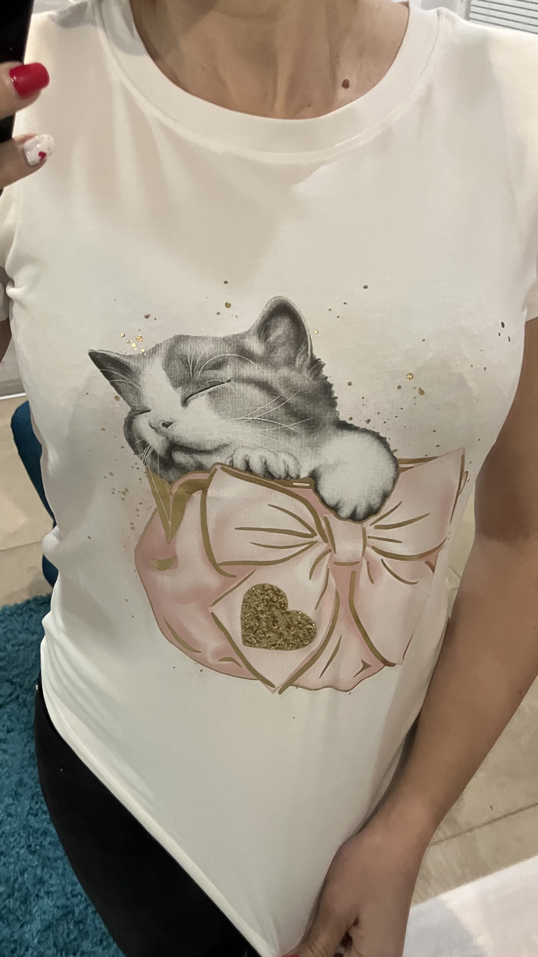 Dámske tričko s potlačou mačky
