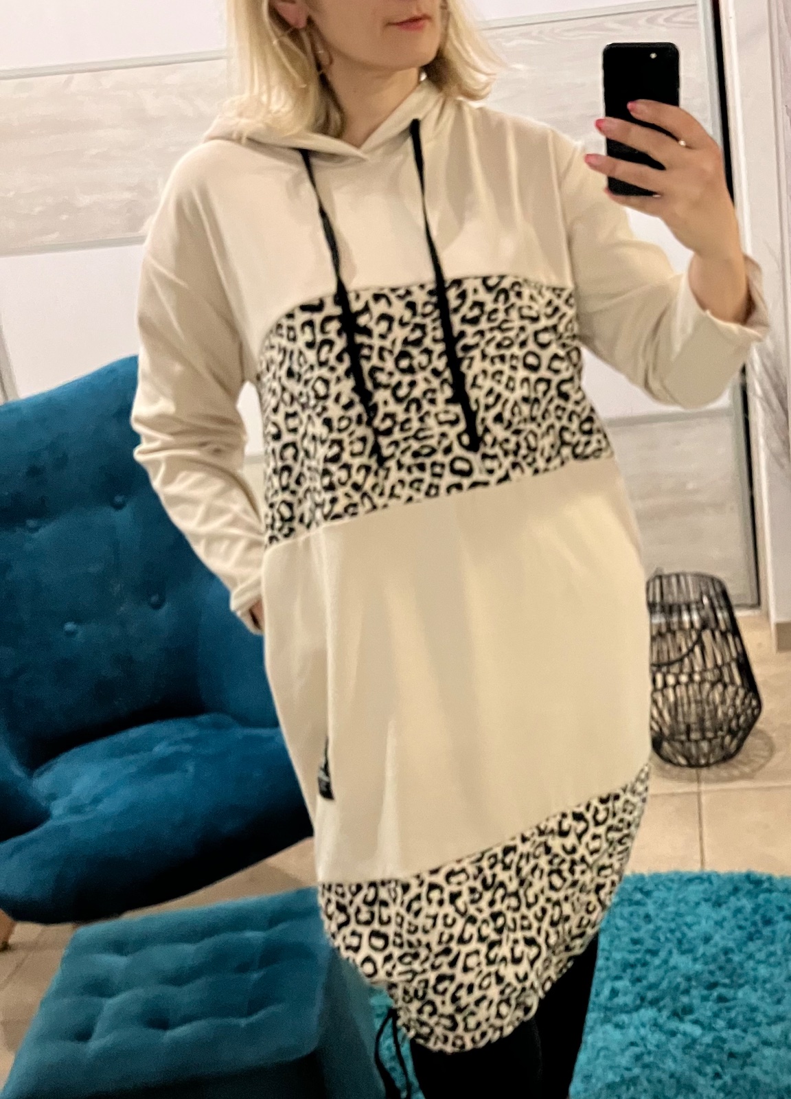 Dámske šaty s kapucňou a leopardím vzorom (UNI - M,L,XL,XXL)